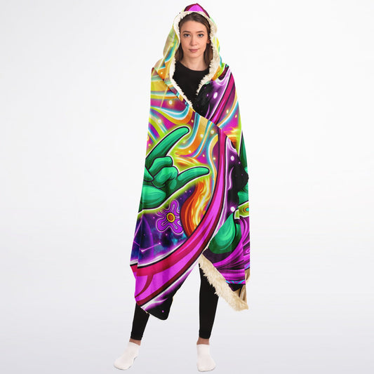 RagerAlien Hooded Blanket Sherpa